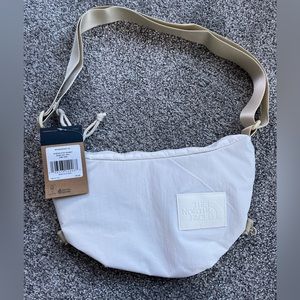 The North Face | Never Stop Crossbody Bag | NWT!